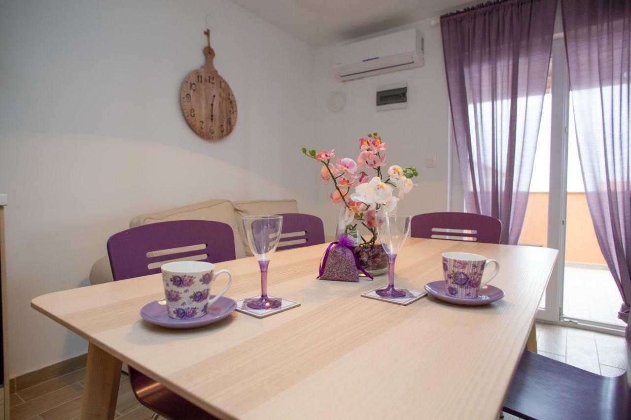Apartman Matej With Pool Povljana Exterior foto